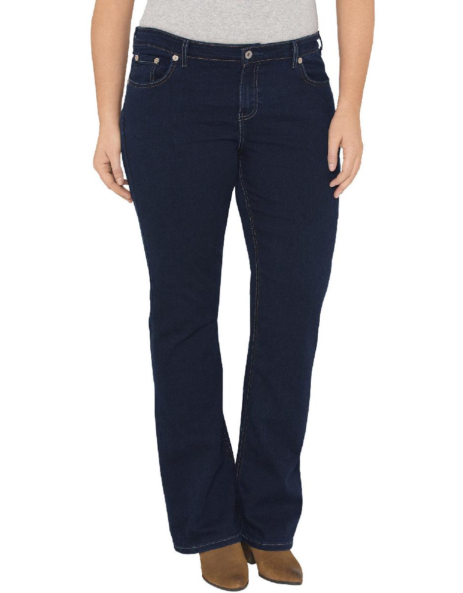 Women's Relaxed Fit Bootcut Leg Denim Jeans (Plus)